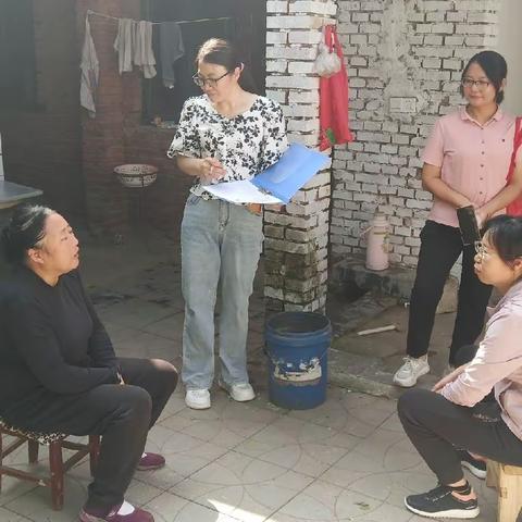 涉县残联下乡督导持证残疾人基本状况调查工作