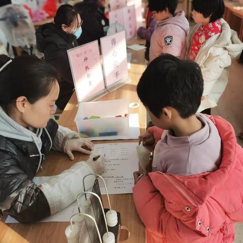 趣味无纸笔  无墨亦飘香——小寨小学一、二年级无纸笔测试