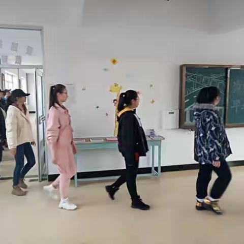 汤旺县第二中学开展铁路爱路护路宣传活动