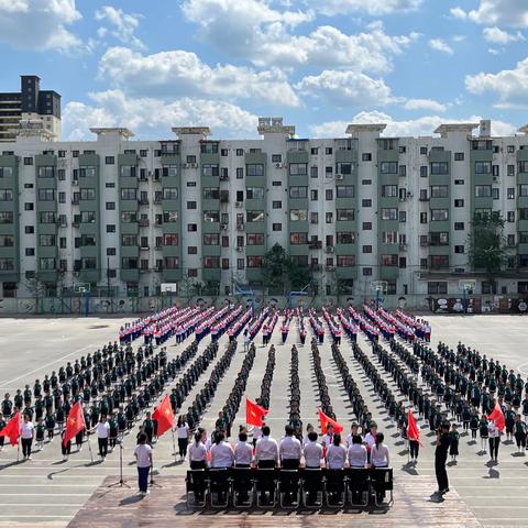 “红领巾爱祖国  好少年心向党”——首山镇中心小学入队仪式