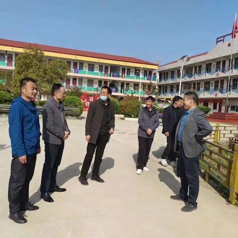 三庄中心学校开展“美丽校园”评比活动