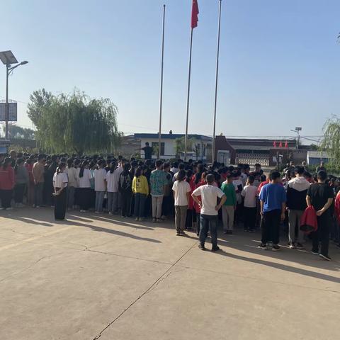 军训初起航，磨砺见成长—记净化中学军训第一天