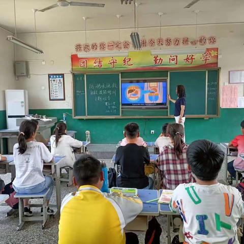 霍庄小学举行学生溺水施救技能培训