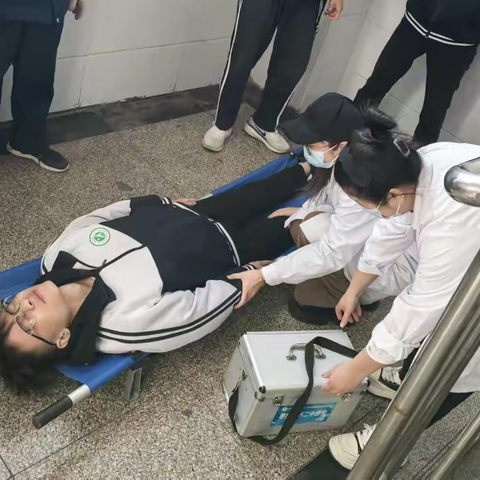 检验四级网络，筑牢安全防线