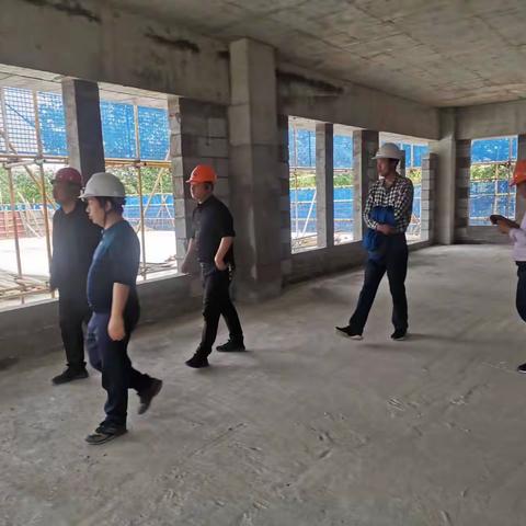 加强质量管理，建设优质工程。