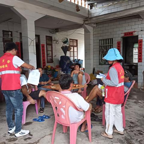 三家镇岭村网格员持续开展六水共治宣传活动