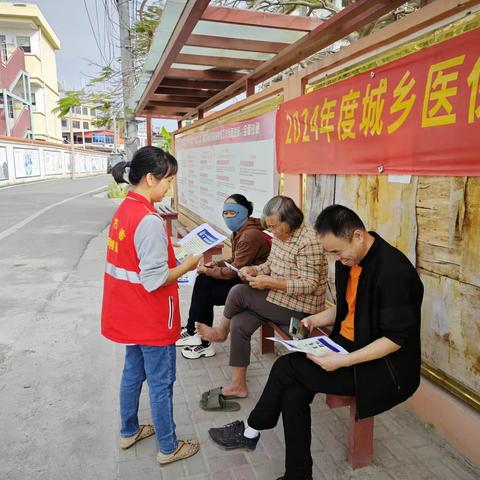 三家镇网格员入户开展防电信诈骗宣传