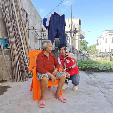 三家镇网格员开展城乡居民养老保险待遇领取资格认证工作