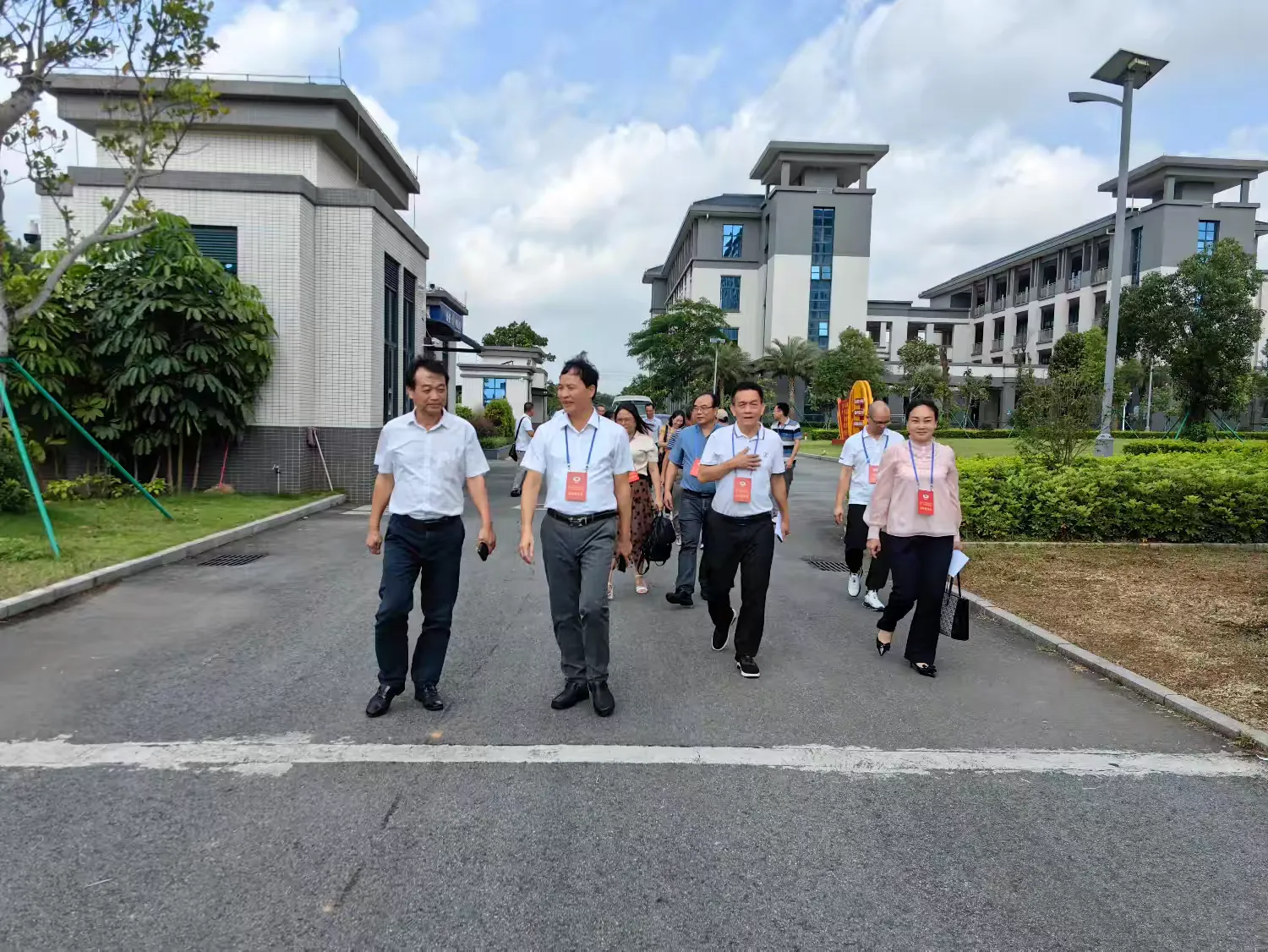 簡篇-遂溪縣政協(xié)開展中小學校園餐飲整治專項民主監(jiān)督