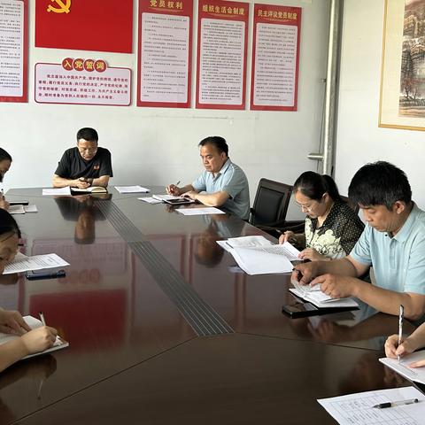 县人大办迅速传达贯彻涉县县委十四届六次全会精神