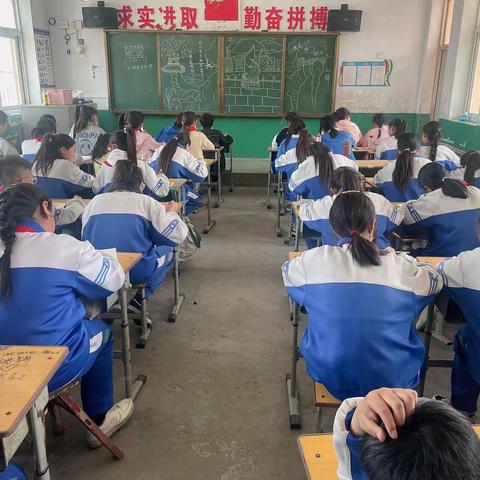 2023年水冶镇北环路小学美术社团活动【七】