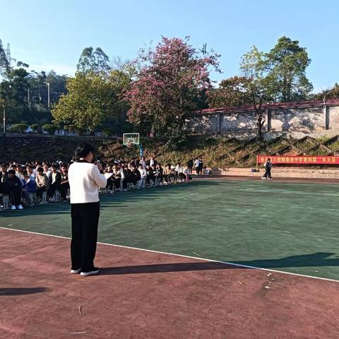 动手实践水火箭  放飞科学大梦想 ——集成中学成功举办第四届水火箭比赛