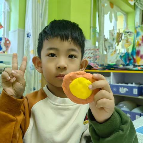 【童乐第二幼儿园·大二班】“区”角探索 “域”见未来