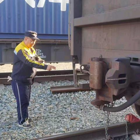 保障疆煤外运，我们全力以赴！