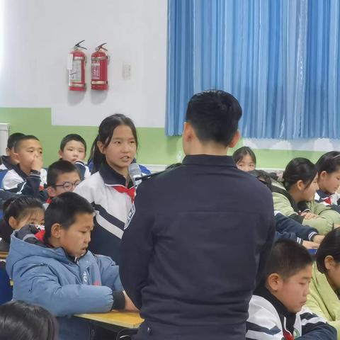 爱路护路，共建安全