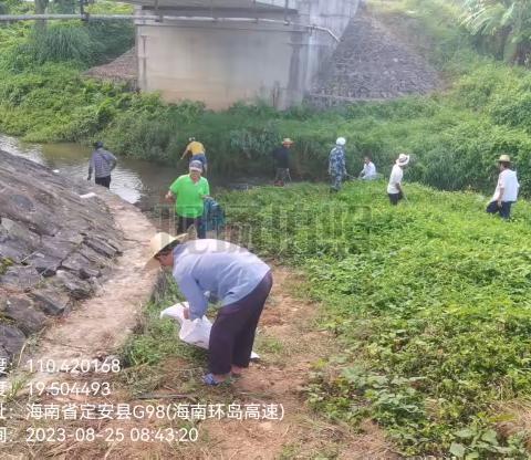 “河道集中整治专项行动”之六水共治系列活动—黄竹镇开展巡崖河集中整治行动（第十五周）