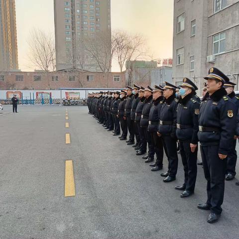 内强素质 外塑形象——支队开展“新年第一训”