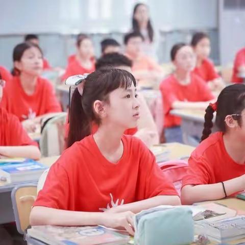 “帮学课堂”共成长｜光谷科创实验中学2025年“帮学课堂星期三”活动剪影