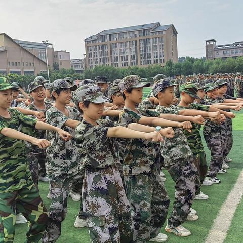 “利剑出鞘，沙场点兵”——安阳市龙安实验中学七年级衔接教育纪实第四天