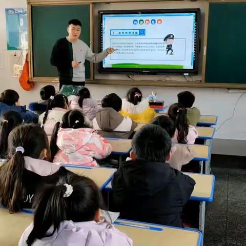 家长进课堂，携手共成长——三十五班家长进课堂活动