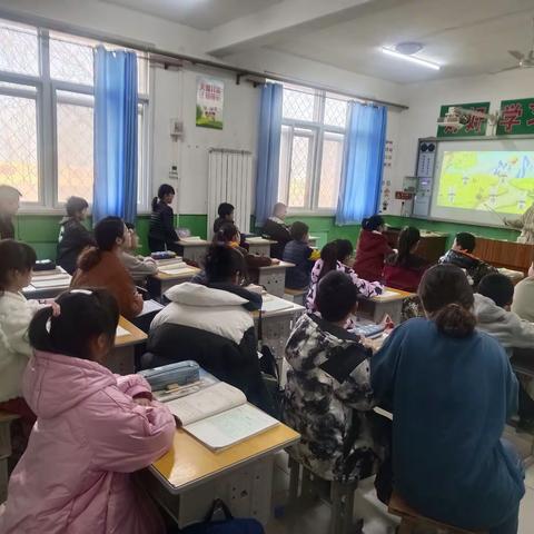 听课共交流，评课促成长——齐家务镇同居小学全员听评课活动
