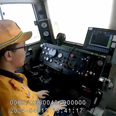 清筛一车间机械工队四月份每月一练每周一学