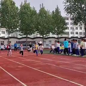 2023年保定市实验小学运动会——体育项目比赛（一年级八班）