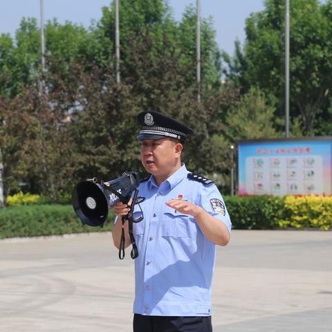 行唐县公安局特巡警大队开展反恐应急演练活动