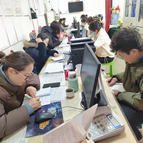 火炬社区开展垃圾分类培训会活动