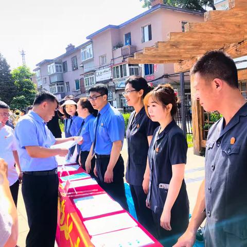 溪湖区组织开展“6.12”平安溪湖建设集中宣传日活动