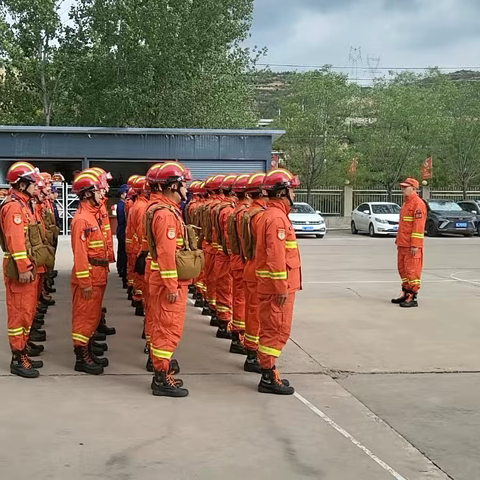 古县森林消防大队组织开展森林草原防灭火实战演练