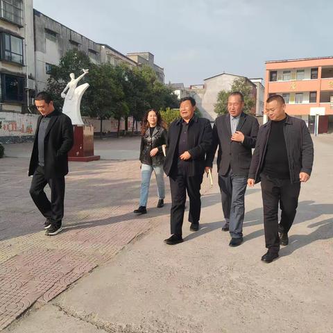 西华县教体局到城区学校开展义务教育质量评价工作