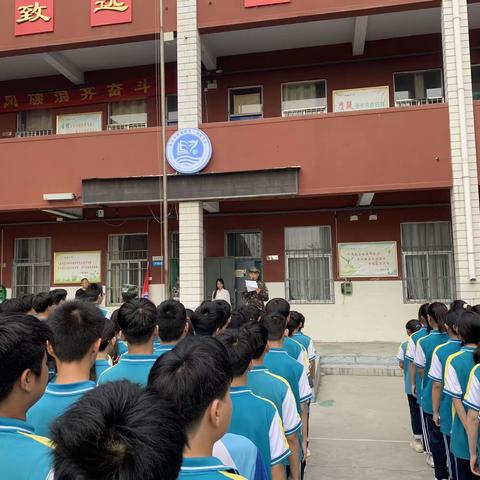 同学少年风华茂，戎马青春意气昂 ——照镜镇第一初级中学军训开营仪式