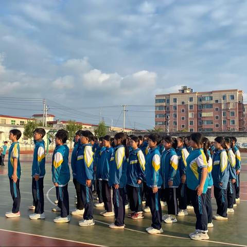 青春是雨后的光——照镜镇第一初级中学军训系列报道三