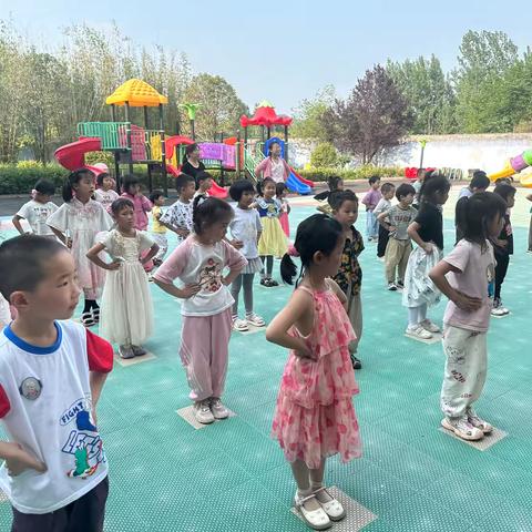 毛堂乡中心幼儿园大班月美篇