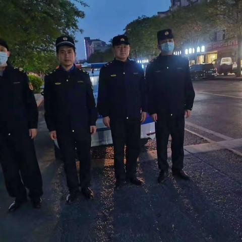 【章丘城管】明水执法中队：提升夜间管理水平  维护良好市容环境