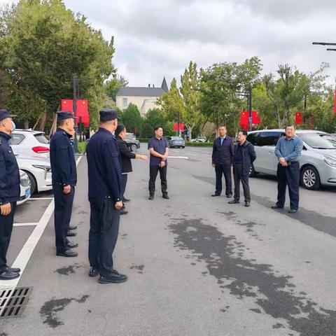 【章丘城管】明水执法中队：国庆我在岗    “城管蓝”全力守护“中国红”