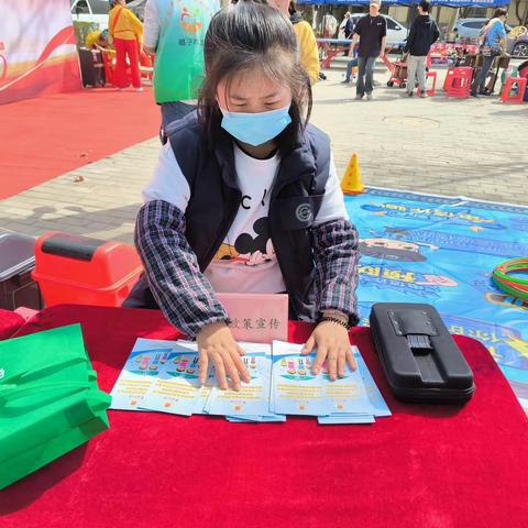 居民医保进万家，惠民政策全覆盖——长乐中路街道嘉园社区开展2024年度城乡居民医保政策宣讲工作