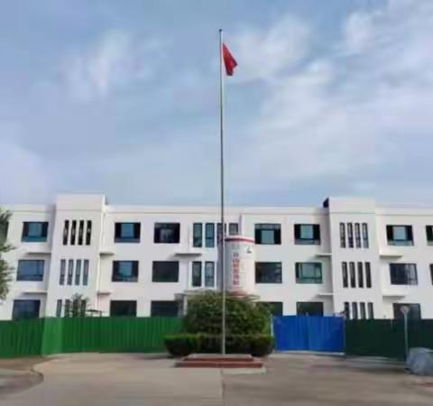 “火”速行动，防范未“燃”                   ——洪河屯二中消防演练