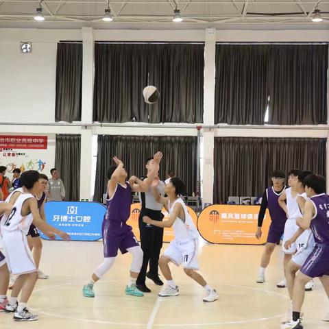 青春跃动竞锋芒 顽强意志争荣光 ——屯留二中校篮球队勇夺市篮球赛季军掠影