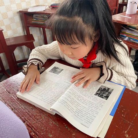 “春起风吟，最美四阅天”-荣众学校阅读班开展 4.23 世界读书日活动