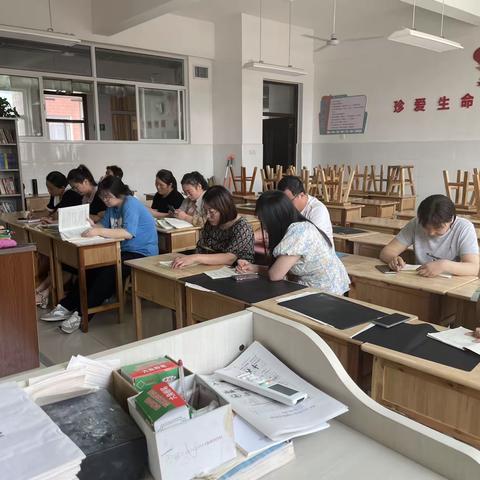 凝心聚力研复习策略分享提质量——平邑县第四实验小学五年级组