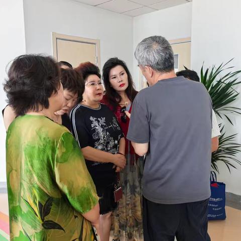 爱心传递 情暖病房