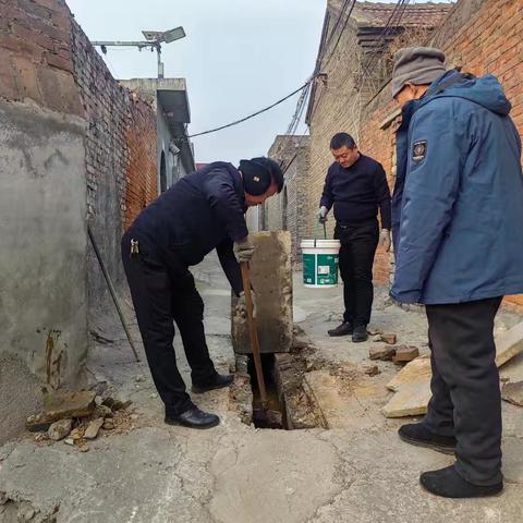 班子焕新颜，实干解民忧 ——殷都区水冶镇向阳居民委员会下水道修缮暖万家