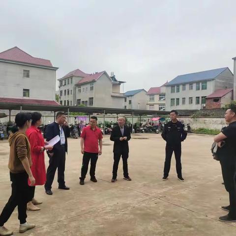 红星镇开展校园及周边治安环境专项整治行动