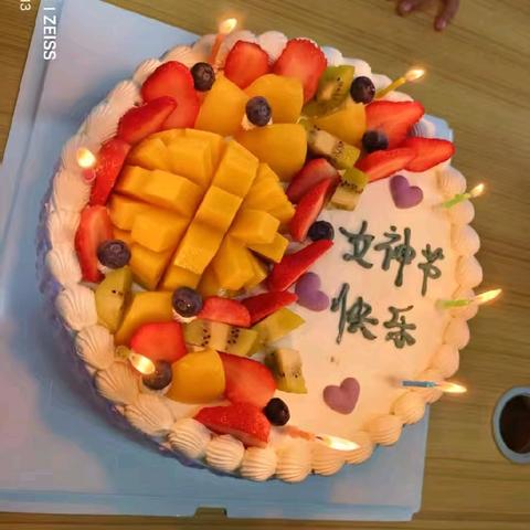 春风如你，熠熠芳华——徐闻县第七小学开展2025年三八妇女节活动