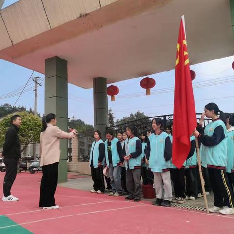 学习雷锋精神，争做时代先锋——龙潭镇中学学雷锋系列活动