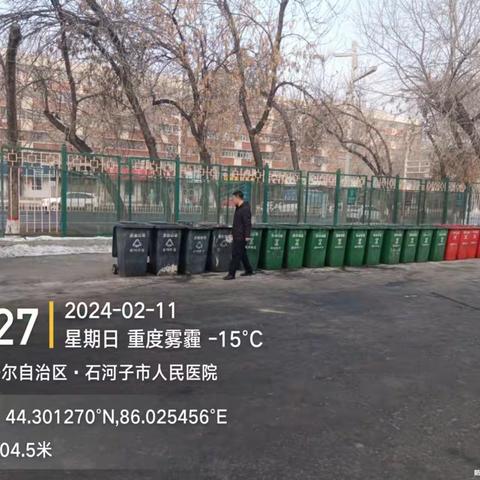 节日“我”在岗，垃圾清运“不打烊