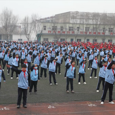 落实健康第一教育理念 促进学生身心健康发展——2025年滦州市中小学大课间体育活动现场会在三中召开