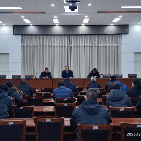 副县级督学季卫东主持召开规范民办中职学校办学行为推进会